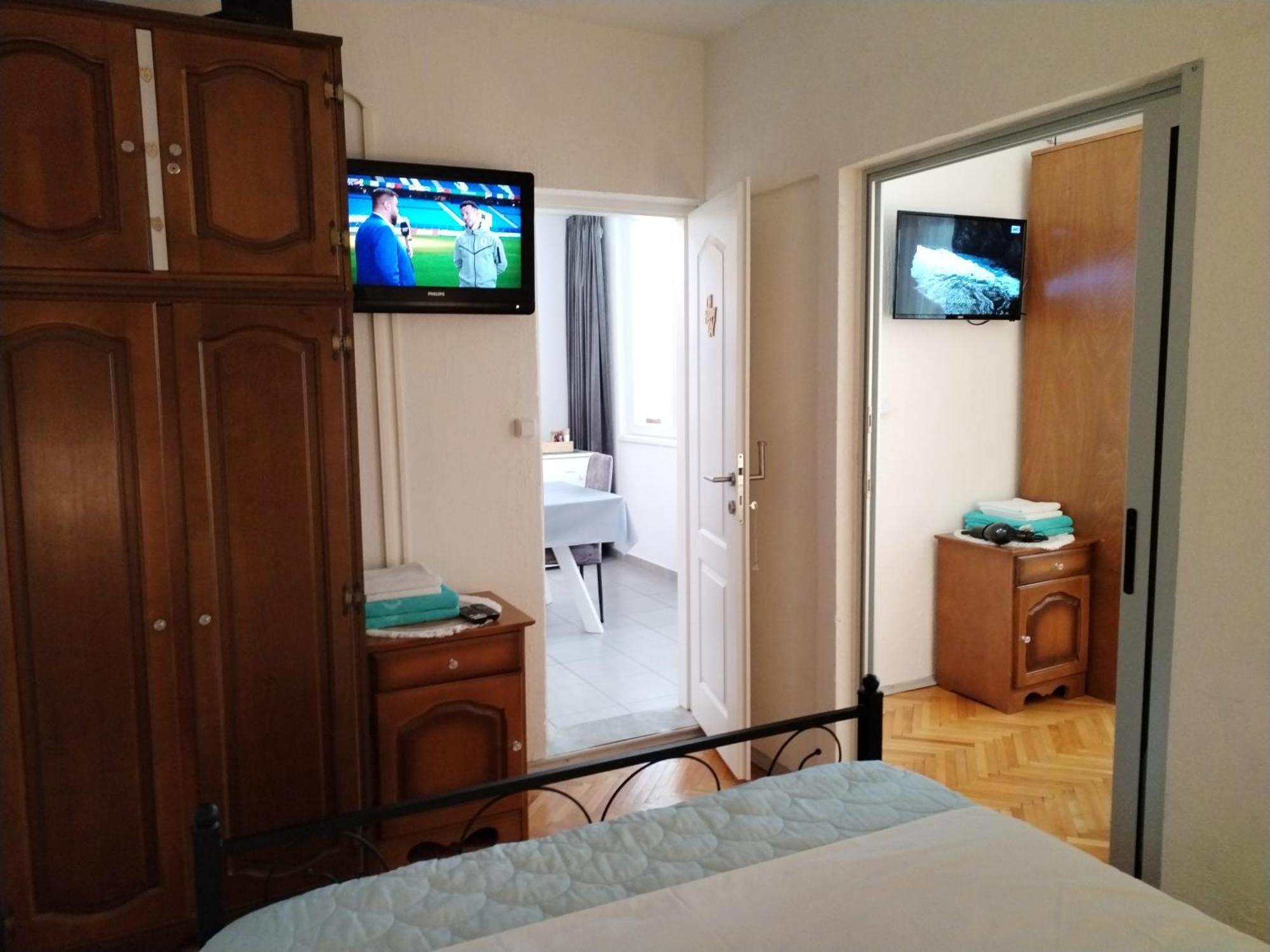 Suzana 2br With Balcony Apartman